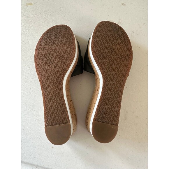 Michael Kors Women's Warren Leather Wedge Platform Open Toe Slides Shoes 10M - Picture 7 of 7